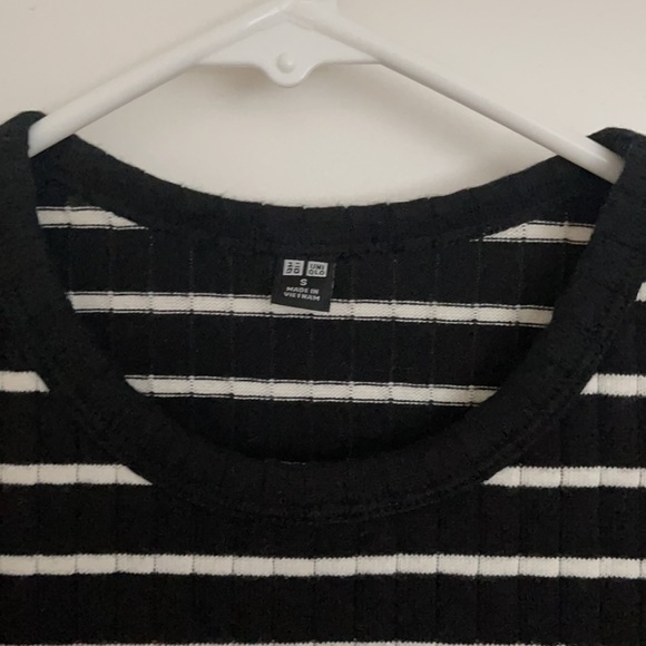 Uniqlo T-shirt dress - Picture 3 of 4